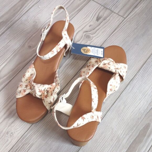 (43-2177) Women's Eleanor Heels - Universal Thread Cream 11 - Picture 6 of 11